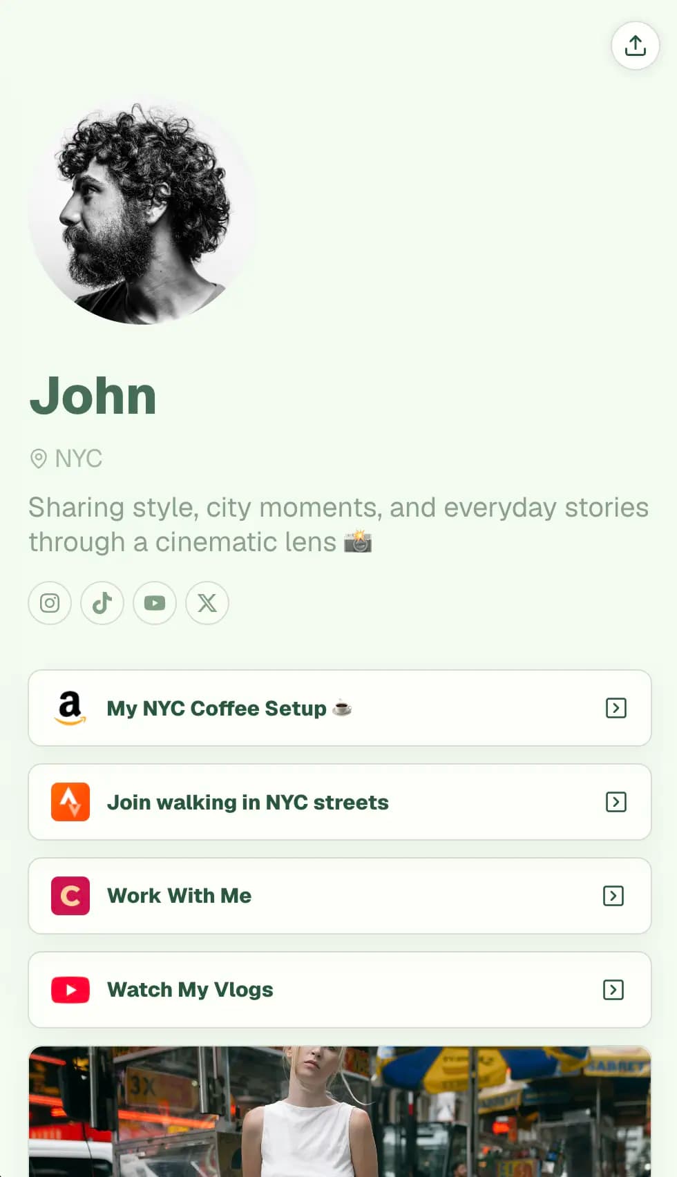 Mobile optimized CreatorsJet link in bio page